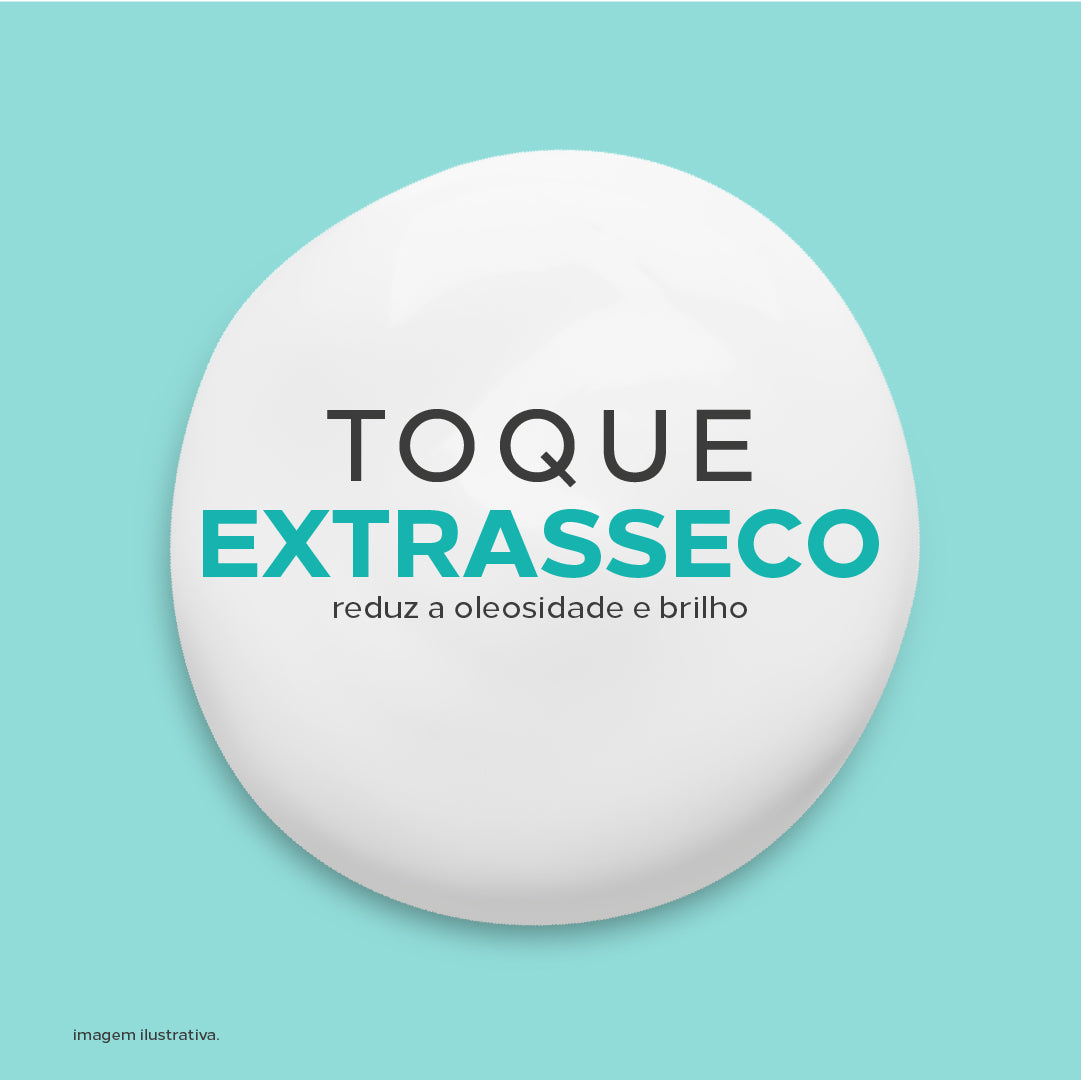 Biosole Mat FPS 50 com toque extrasseco que reduz a oleosidade e o brilho da pele.