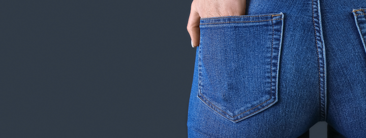 O atrito da roupa pode causar manchas escuras na pele?