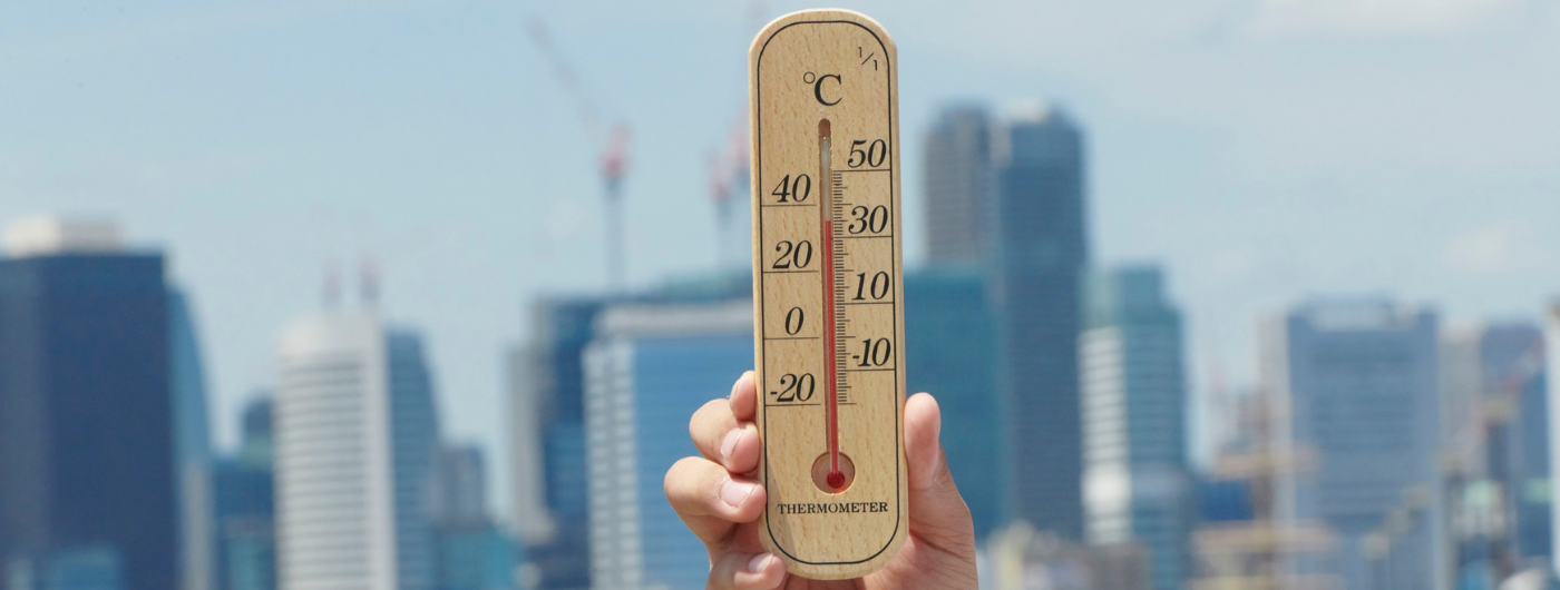 Por que o protetor solar comum falha no calor extremo?