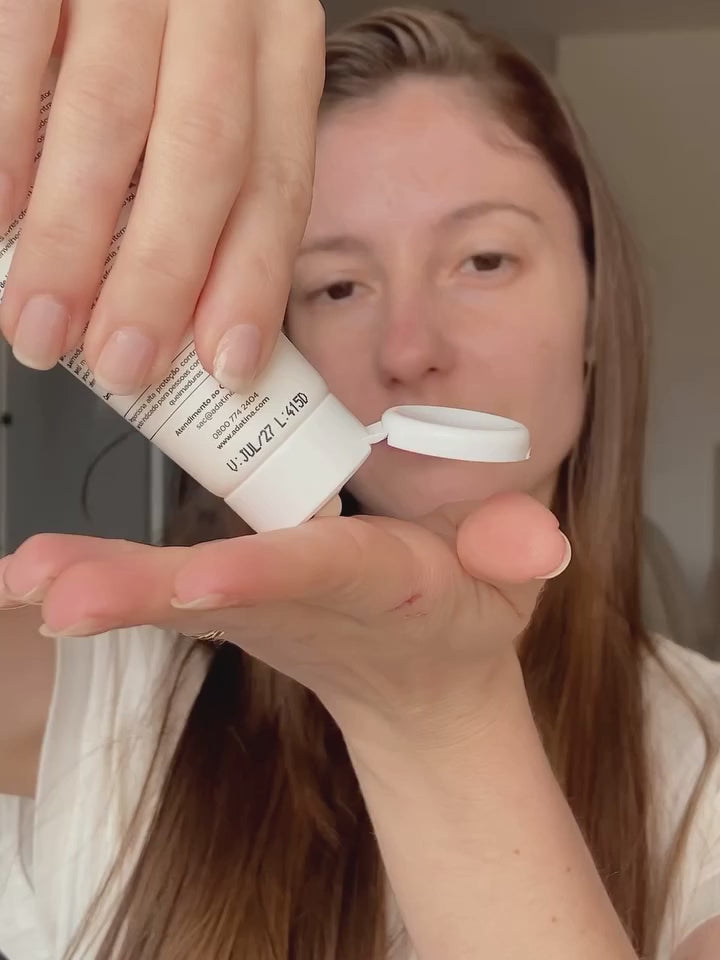 Protetor Solar Facial 12HS com Vitamina C Concentrada para Manchas e Melasma – Biosole C FPS 50 40ml